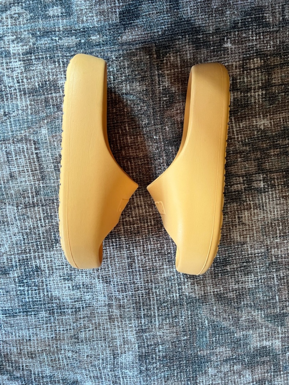 Puma Slides Platform Sandals in Almost Apricot Size 7 - Picture 6 of 10